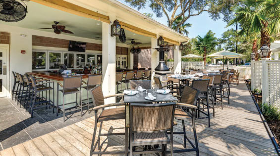 Locals and visitors enjoy dining on the patio at The Islander.