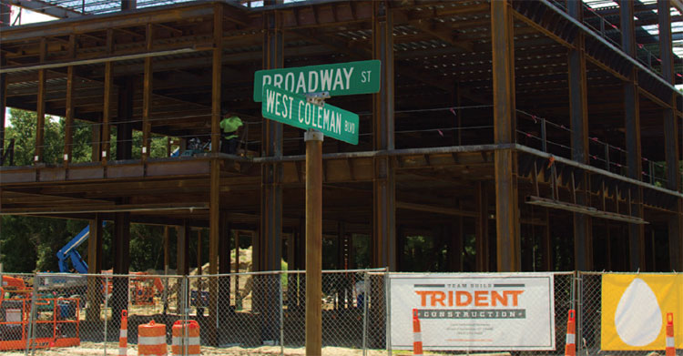 Construction on West Coleman Blvd and Broadway St in Mt Pleasant