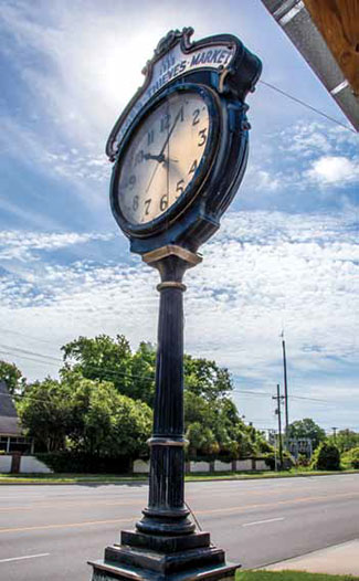 Clock at  Page's Thieves Market