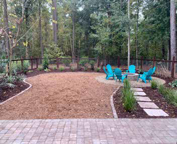 A project landscaped by Simply Green Landscaping; hard-scape by Alberto Santiago, E&A hardscape mason.