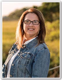 Mandy Willis, your Mount Pleasant neighbor and Marketing Specialist with Mount Pleasant Magazine