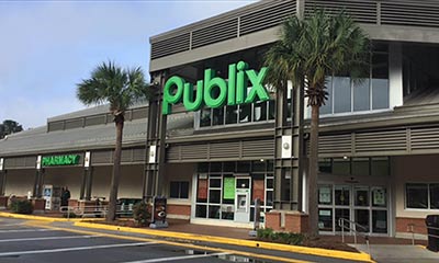 Publix in Queensborough Shopping Center in Mount Pleasant, SC