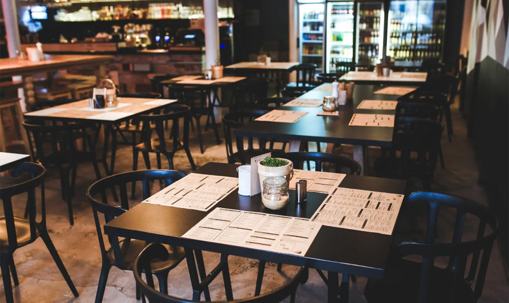 restaurant table is ready for dinner