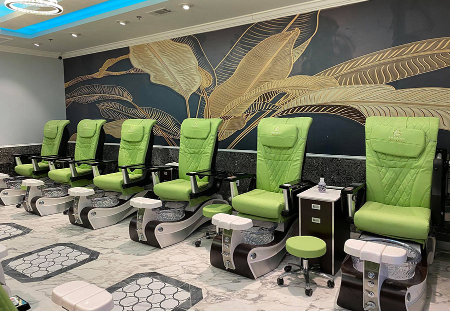 Amazing Nails Salon in Mount Pleasant, South Carolina