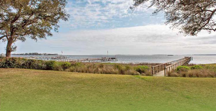 Arthur Ravenel’s backyard in the Old Village where the 1988 East Cooper Magazine cover was shot.