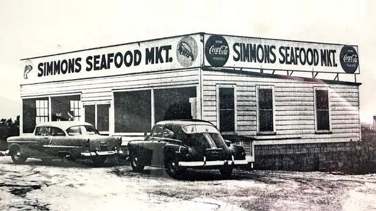 Simmons Seafood Market, old black and white photo. Probably circa 1950s.