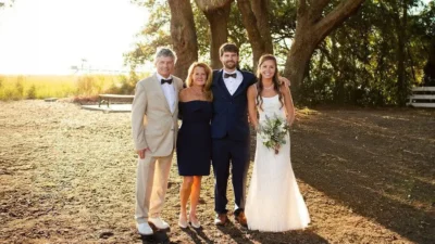 Pollyβs Fine Jewelry voted 2026 Best Jewelry Store.